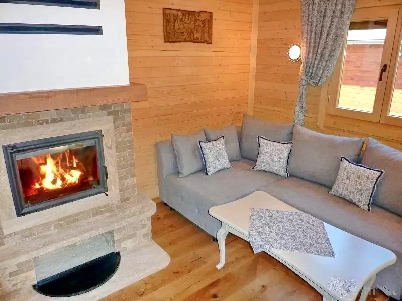 Barajul Zetea Cazare | Sat de vacanță (K1430-42) Imaginea poate fi supusă drepturilor de autor. Se recomandă contactarea titularului drepturilor.