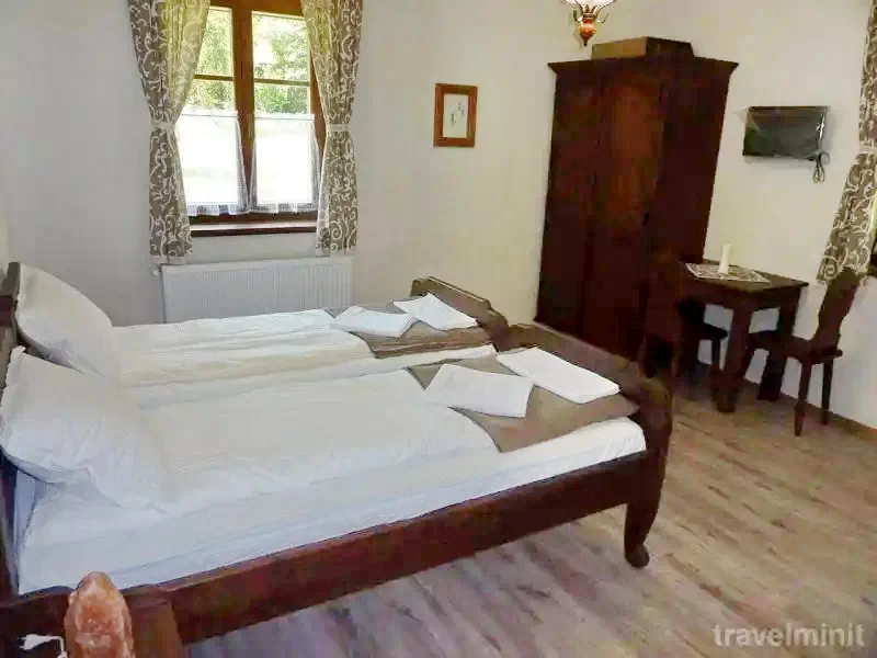 Barajul Zetea Cazare | Sat de vacanță (K1169-6) Imaginea poate fi supusă drepturilor de autor. Se recomandă contactarea titularului drepturilor.