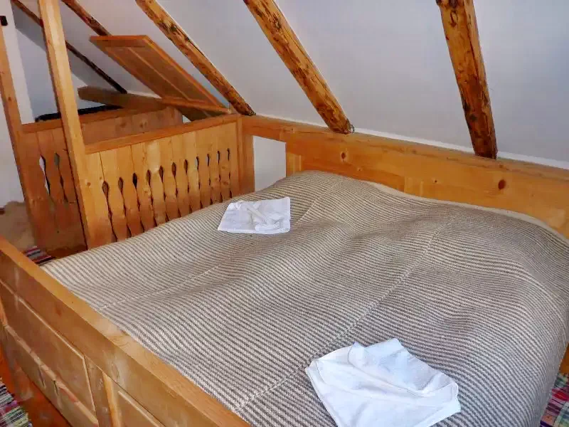 Sub Cetate Cazare | Cabană (K0718-27) Imaginea poate fi supusă drepturilor de autor. Se recomandă contactarea titularului drepturilor. Sub Cetate Cazare | Cabană (K0718-27) Imaginea poate fi supusă drepturilor de autor. Se recomandă contactarea titularului drepturilor.