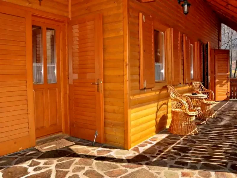 Sub Cetate Cazare | Sat de vacanță (K0499-40) Imaginea poate fi supusă drepturilor de autor. Se recomandă contactarea titularului drepturilor.