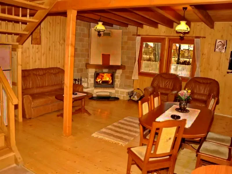 Szállás Zetea - Casa la cheie Nagy Lak III-VII. *** | Zeteváralja - Nagy Lak III-VII. Kulcsosházak ***. A kép szerzői jogvédelem alatt állhat. Javasolt a kapcsolatfelvétel a jog tulajdonossal.