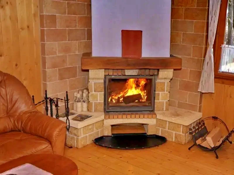 Zeteváralja Szállás | Üdülőfalu (K0499-44) A kép szerzői jogvédelem alatt állhat. Javasolt a kapcsolatfelvétel a jog tulajdonossal.