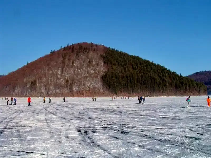 Szállás Zetea - Casa la cheie Nagy Lak III-VII. *** | Zeteváralja - Nagy Lak III-VII. Kulcsosházak ***. A kép szerzői jogvédelem alatt állhat. Javasolt a kapcsolatfelvétel a jog tulajdonossal.