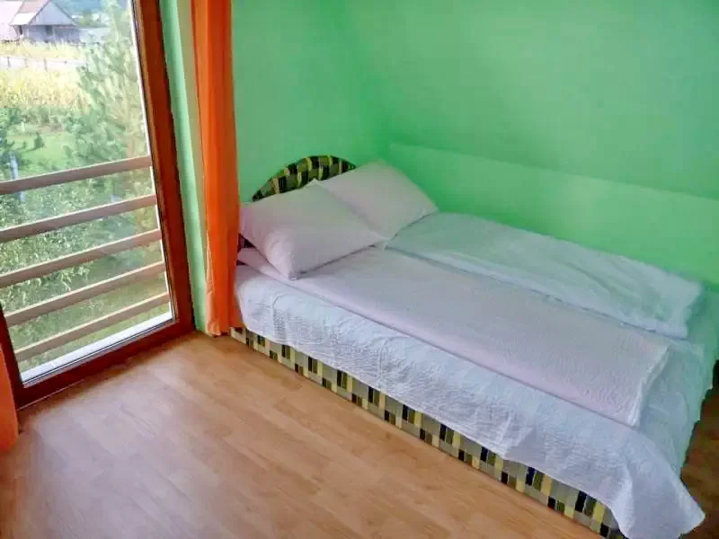 Zeteváralja Szállás | Üdülőfalu (K0516-11) A kép szerzői jogvédelem alatt állhat. Javasolt a kapcsolatfelvétel a jog tulajdonossal.