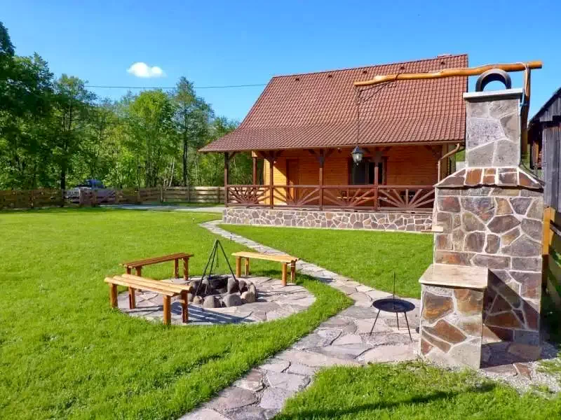 Szállás Sub Cetate - Casa la cheie Karsai Vencel | Zeteváralja - Karsai Vencel Vendégház. A kép szerzői jogvédelem alatt állhat. Javasolt a kapcsolatfelvétel a jog tulajdonossal.