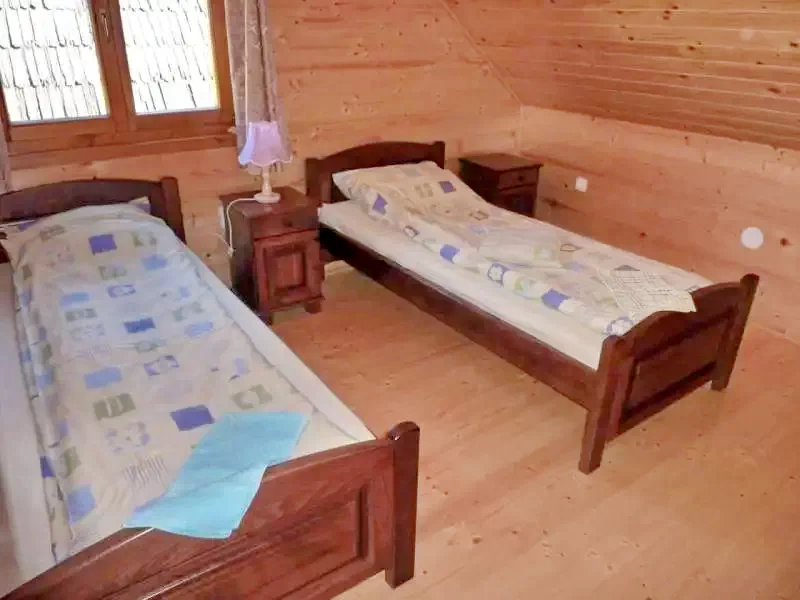 Zeteváralja Szállás | Üdülőfalu (K0528-34) A kép szerzői jogvédelem alatt állhat. Javasolt a kapcsolatfelvétel a jog tulajdonossal.