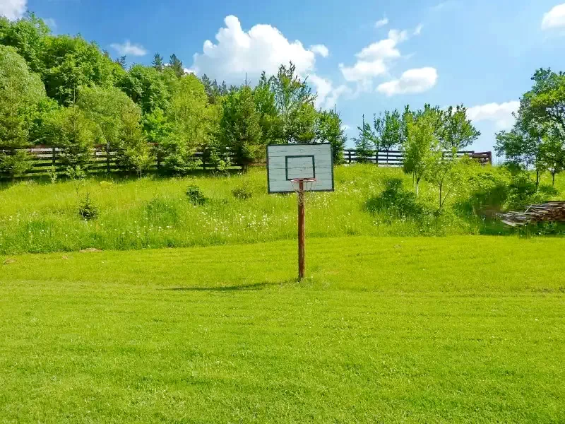 Zeteváralja Szállás | Üdülőfalu (K0717-6) A kép szerzői jogvédelem alatt állhat. Javasolt a kapcsolatfelvétel a jog tulajdonossal.