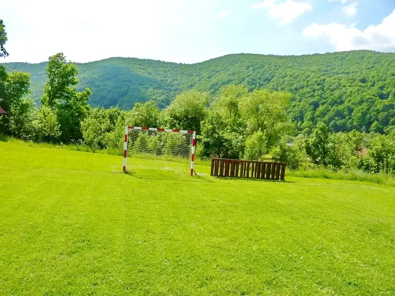 Zeteváralja Szállás | Kulcsosház (K0717-7) A kép szerzői jogvédelem alatt állhat. Javasolt a kapcsolatfelvétel a jog tulajdonossal. Zeteváralja Szállás | Kulcsosház (K0717-7) A kép szerzői jogvédelem alatt állhat. Javasolt a kapcsolatfelvétel a jog tulajdonossal.