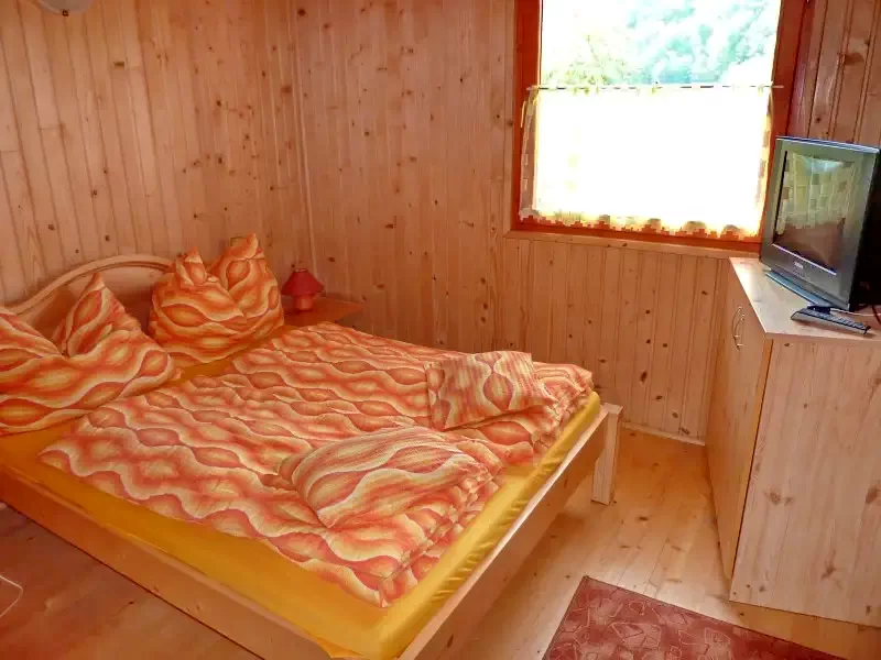 Zeteváralja Szállás | Kulcsosház (K0717-15) A kép szerzői jogvédelem alatt állhat. Javasolt a kapcsolatfelvétel a jog tulajdonossal. Zeteváralja Szállás | Kulcsosház (K0717-15) A kép szerzői jogvédelem alatt állhat. Javasolt a kapcsolatfelvétel a jog tulajdonossal.