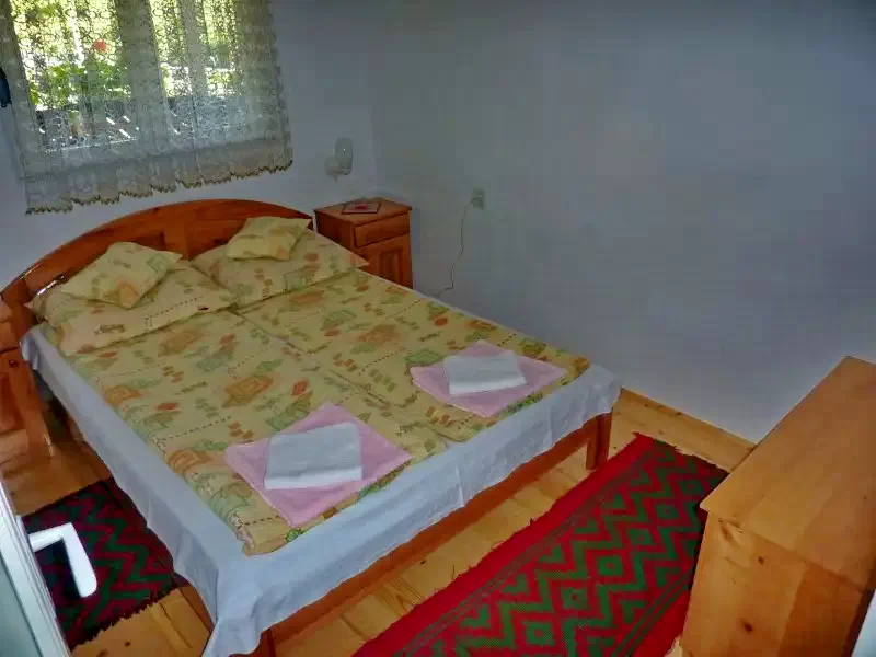 Zeteváralja Szállás | Üdülőfalu (K0719-7) A kép szerzői jogvédelem alatt állhat. Javasolt a kapcsolatfelvétel a jog tulajdonossal.