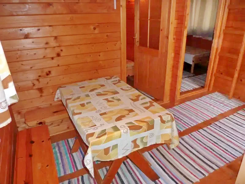 Sub Cetate Cazare | Sat de vacanță (K0720-15) Imaginea poate fi supusă drepturilor de autor. Se recomandă contactarea titularului drepturilor.