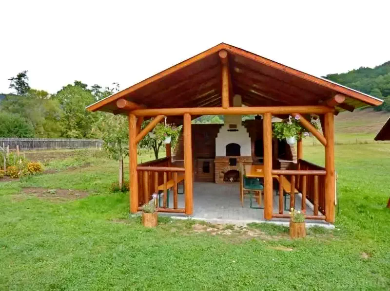 Zeteváralja Szállás | Kulcsosház (K1140-32) A kép szerzői jogvédelem alatt állhat. Javasolt a kapcsolatfelvétel a jog tulajdonossal. Zeteváralja Szállás | Kulcsosház (K1140-32) A kép szerzői jogvédelem alatt állhat. Javasolt a kapcsolatfelvétel a jog tulajdonossal.