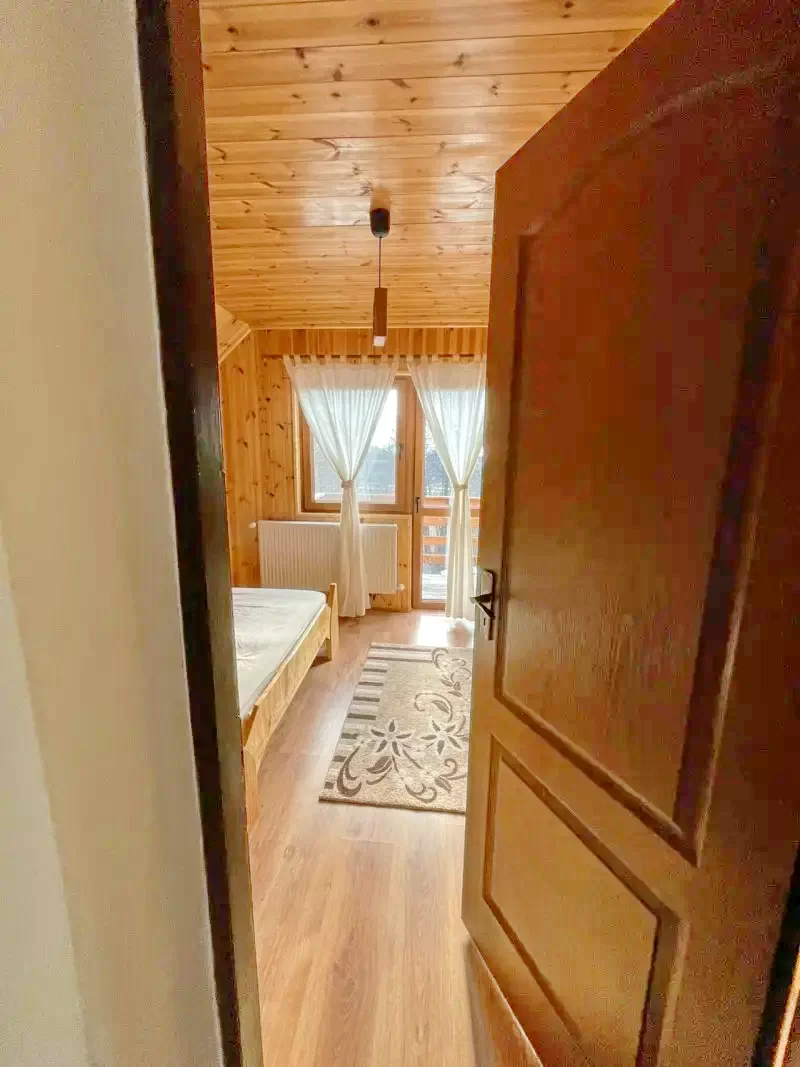 Sub Cetate Cazare | Cabană (K1390-27) Imaginea poate fi supusă drepturilor de autor. Se recomandă contactarea titularului drepturilor. Sub Cetate Cazare | Cabană (K1390-27) Imaginea poate fi supusă drepturilor de autor. Se recomandă contactarea titularului drepturilor.