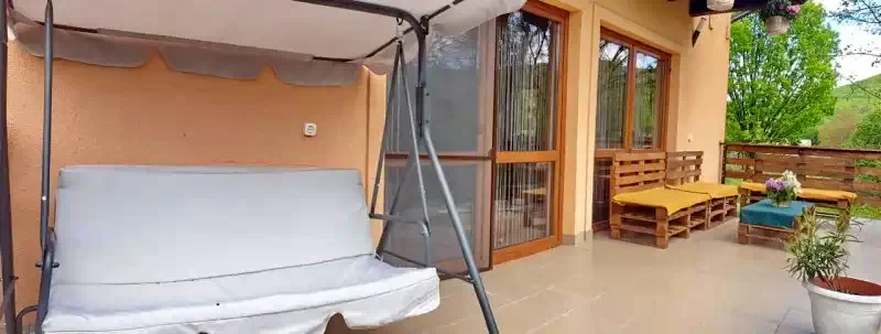 Sub Cetate Cazare | Cabană (K1390-36) Imaginea poate fi supusă drepturilor de autor. Se recomandă contactarea titularului drepturilor. Sub Cetate Cazare | Cabană (K1390-36) Imaginea poate fi supusă drepturilor de autor. Se recomandă contactarea titularului drepturilor.