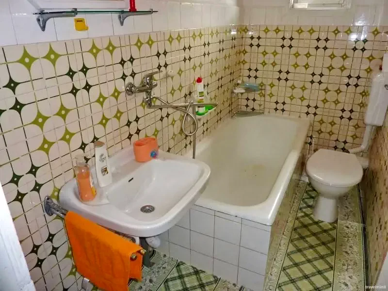 Libán Szállás | Üdülőfalu (K1218-33) A kép szerzői jogvédelem alatt állhat. Javasolt a kapcsolatfelvétel a jog tulajdonossal.