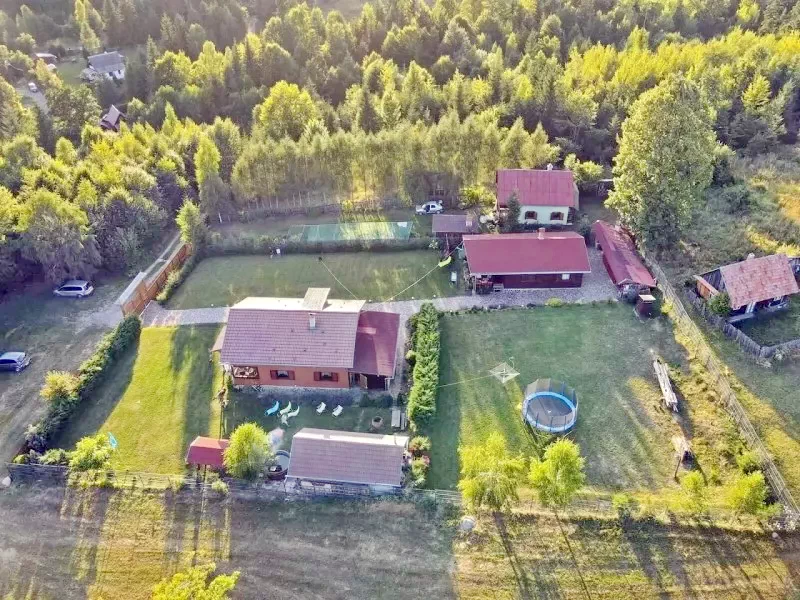 Libán Szállás | Kulcsosház (K0039-35) A kép szerzői jogvédelem alatt állhat. Javasolt a kapcsolatfelvétel a jog tulajdonossal. Libán Szállás | Kulcsosház (K0039-35) A kép szerzői jogvédelem alatt állhat. Javasolt a kapcsolatfelvétel a jog tulajdonossal.