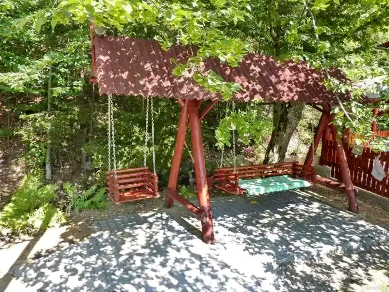 Liban Cazare | Sat de vacanță (K0517-20) Imaginea poate fi supusă drepturilor de autor. Se recomandă contactarea titularului drepturilor.