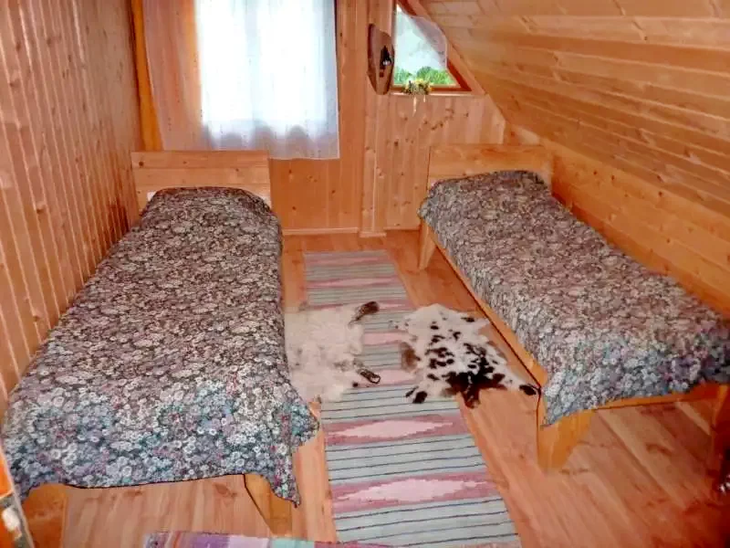 Székelyvarság Szállás | Üdülőfalu (K0518-20) A kép szerzői jogvédelem alatt állhat. Javasolt a kapcsolatfelvétel a jog tulajdonossal.