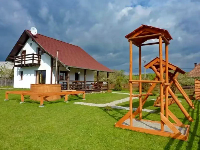 Vărșag Cazare | Pensiune (K0545-4) Imaginea poate fi supusă drepturilor de autor. Se recomandă contactarea titularului drepturilor. Vărșag Cazare | Pensiune (K0545-4) Imaginea poate fi supusă drepturilor de autor. Se recomandă contactarea titularului drepturilor.