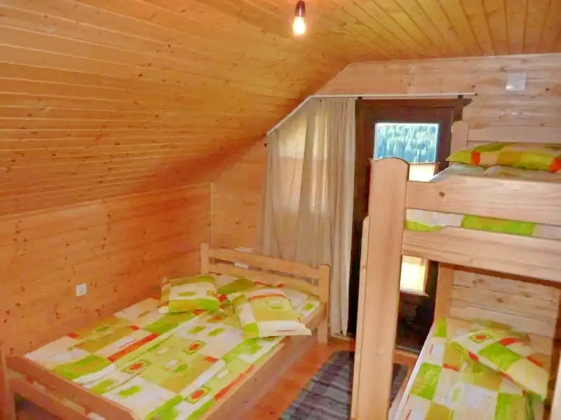 Vărșag Cazare | Motel (K0545-22) Imaginea poate fi supusă drepturilor de autor. Se recomandă contactarea titularului drepturilor.