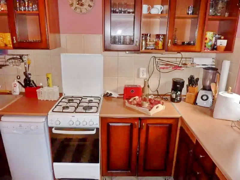 Izvoare Cazare | Sat de vacanță (K0281-27) Imaginea poate fi supusă drepturilor de autor. Se recomandă contactarea titularului drepturilor.