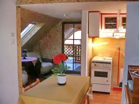 Mugeni Cazare | Hotel**** (K0159-10) Imaginea poate fi supusă drepturilor de autor. Se recomandă contactarea titularului drepturilor.