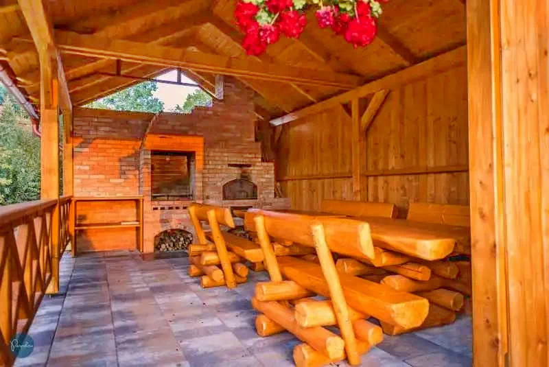 Izvoare Cazare | Bungalow (K0403-28) Imaginea poate fi supusă drepturilor de autor. Se recomandă contactarea titularului drepturilor.