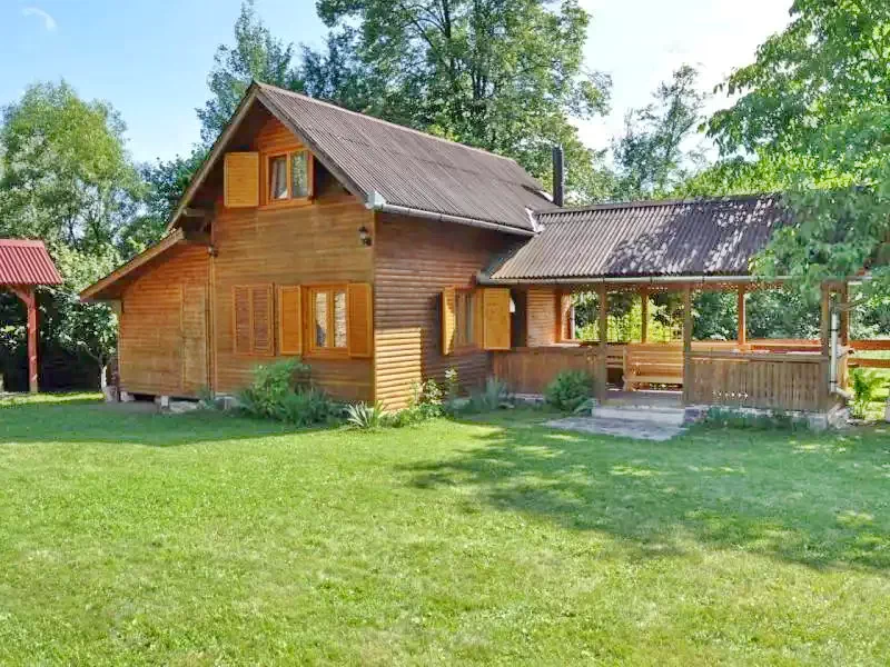 Ivó Szállás | Kulcsosház / Turisztikai faház (K0405-1) A kép szerzői jogvédelem alatt állhat. Javasolt a kapcsolatfelvétel a jog tulajdonossal.