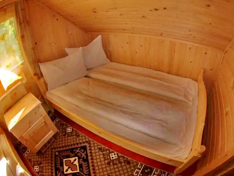 Izvoare Cazare | Sat de vacanță (K0405-26) Imaginea poate fi supusă drepturilor de autor. Se recomandă contactarea titularului drepturilor.