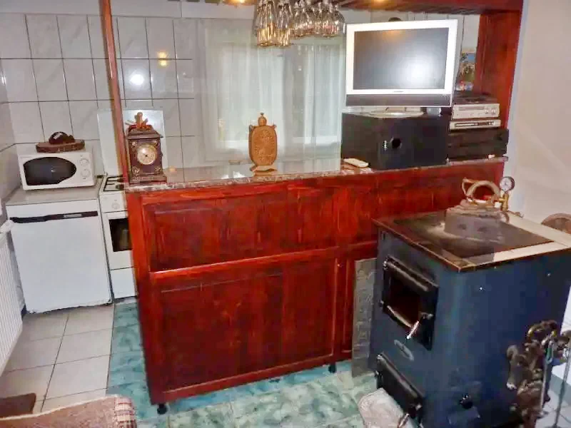 Izvoare Cazare | Sat de vacanță (K0520-4) Imaginea poate fi supusă drepturilor de autor. Se recomandă contactarea titularului drepturilor.