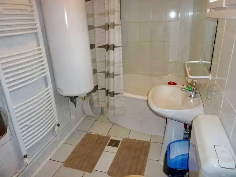 Izvoare Cazare | Sat de vacanță (K0520-8) Imaginea poate fi supusă drepturilor de autor. Se recomandă contactarea titularului drepturilor.