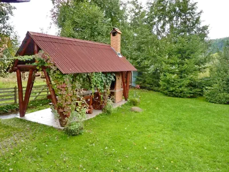 Izvoare Cazare | Cabană (K0520-15) Imaginea poate fi supusă drepturilor de autor. Se recomandă contactarea titularului drepturilor. Izvoare Cazare | Cabană (K0520-15) Imaginea poate fi supusă drepturilor de autor. Se recomandă contactarea titularului drepturilor.