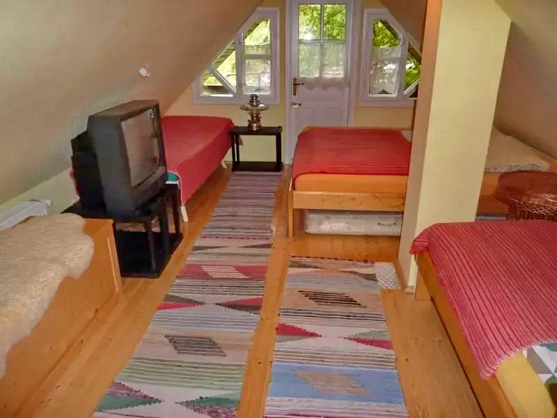 Ivó Szállás | Üdülőfalu (K0520-36) A kép szerzői jogvédelem alatt állhat. Javasolt a kapcsolatfelvétel a jog tulajdonossal.