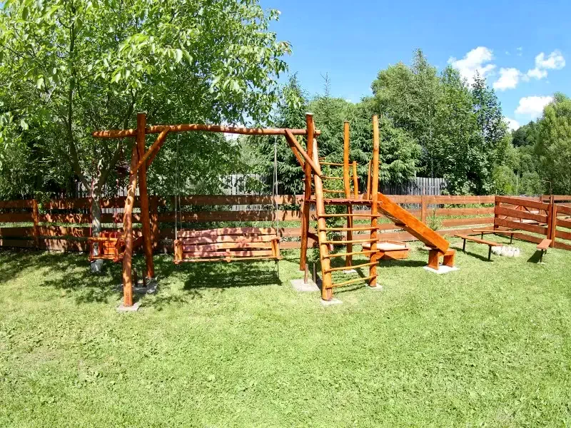 Izvoare Cazare | Sat de vacanță (K0725-2) Imaginea poate fi supusă drepturilor de autor. Se recomandă contactarea titularului drepturilor.