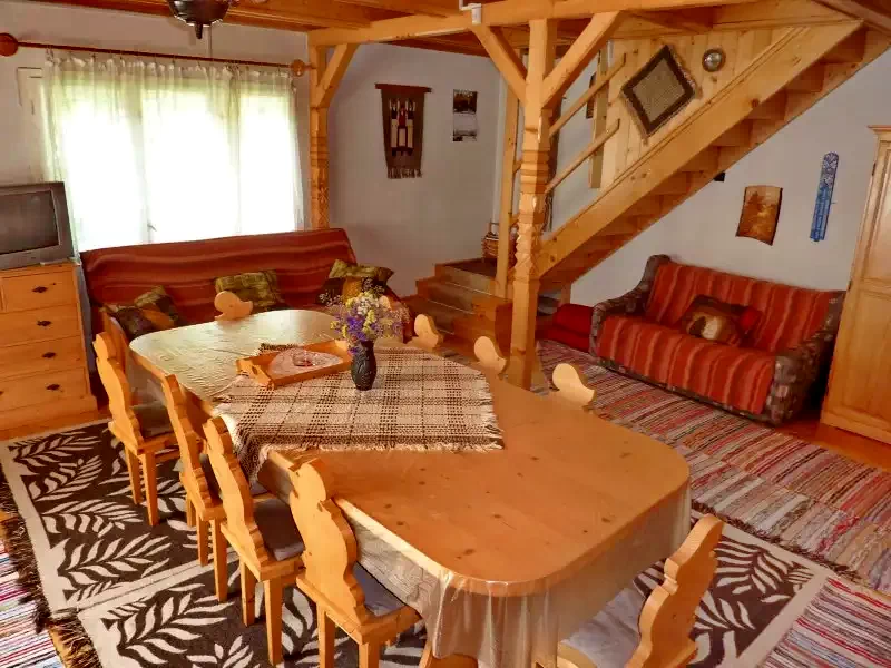 Izvoare Cazare | Cabană (K0727-12) Imaginea poate fi supusă drepturilor de autor. Se recomandă contactarea titularului drepturilor. Izvoare Cazare | Cabană (K0727-12) Imaginea poate fi supusă drepturilor de autor. Se recomandă contactarea titularului drepturilor.