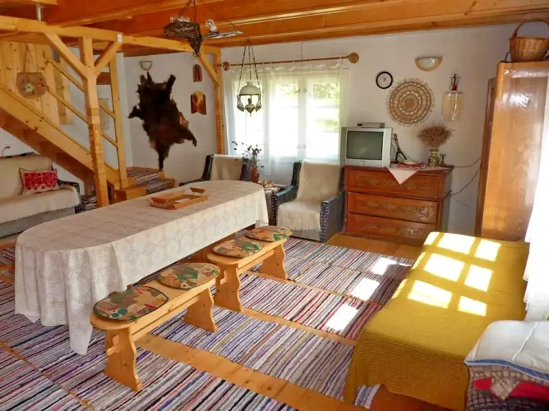 Izvoare Cazare | Cabană (K0727-21) Imaginea poate fi supusă drepturilor de autor. Se recomandă contactarea titularului drepturilor. Izvoare Cazare | Cabană (K0727-21) Imaginea poate fi supusă drepturilor de autor. Se recomandă contactarea titularului drepturilor.