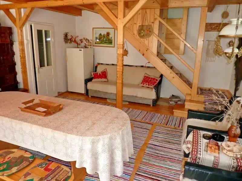 Izvoare Cazare | Cabană (K0727-24) Imaginea poate fi supusă drepturilor de autor. Se recomandă contactarea titularului drepturilor. Izvoare Cazare | Cabană (K0727-24) Imaginea poate fi supusă drepturilor de autor. Se recomandă contactarea titularului drepturilor.