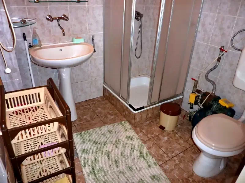 Izvoare Cazare | Sat de vacanță (K0727-28) Imaginea poate fi supusă drepturilor de autor. Se recomandă contactarea titularului drepturilor.