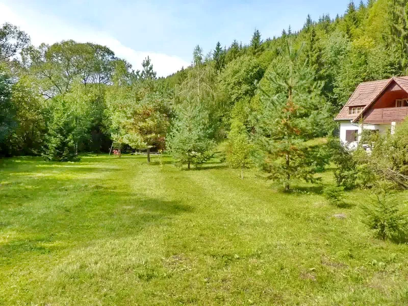 Izvoare Cazare | Sat de vacanță (K0727-33) Imaginea poate fi supusă drepturilor de autor. Se recomandă contactarea titularului drepturilor.