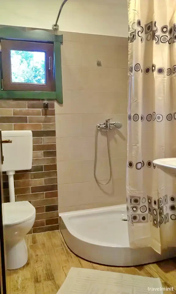 Izvoare Cazare | Cabană (K0729-24) Imaginea poate fi supusă drepturilor de autor. Se recomandă contactarea titularului drepturilor. Izvoare Cazare | Cabană (K0729-24) Imaginea poate fi supusă drepturilor de autor. Se recomandă contactarea titularului drepturilor.