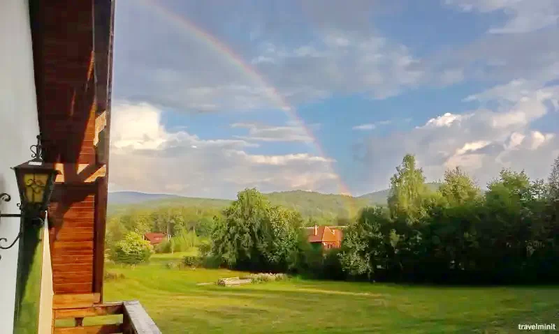 Izvoare Cazare | Sat de vacanță (K0729-39) Imaginea poate fi supusă drepturilor de autor. Se recomandă contactarea titularului drepturilor.