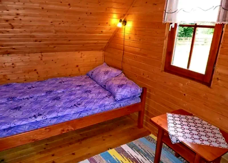 Izvoare Cazare | Sat de vacanță (K0889-23) Imaginea poate fi supusă drepturilor de autor. Se recomandă contactarea titularului drepturilor.