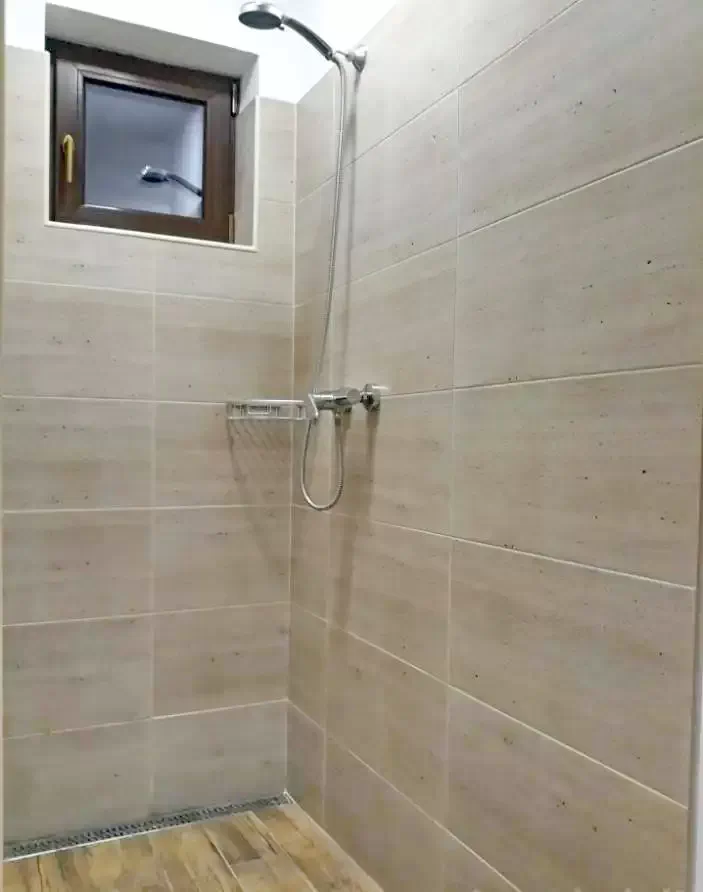 Izvoare Cazare | Sat de vacanță (K1149-5) Imaginea poate fi supusă drepturilor de autor. Se recomandă contactarea titularului drepturilor.