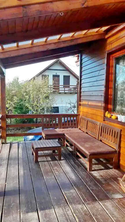 Cazare Izvoare - Cabana Hunor-Magor | Ivó - Hunor-Magor Kulcsosház, Kőfalvi Attila. Imaginea poate fi supusă drepturilor de autor. Se recomandă contactarea titularului drepturilor.