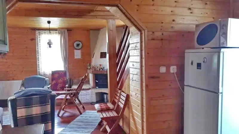 Izvoare Cazare | Sat de vacanță (K1199-29) Imaginea poate fi supusă drepturilor de autor. Se recomandă contactarea titularului drepturilor.