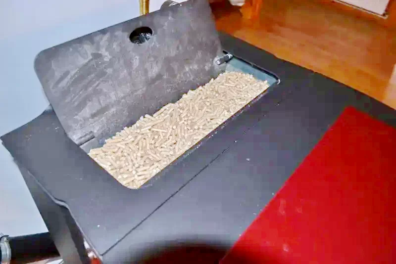 Izvoare Cazare | Sat de vacanță (K1395-7) Imaginea poate fi supusă drepturilor de autor. Se recomandă contactarea titularului drepturilor.