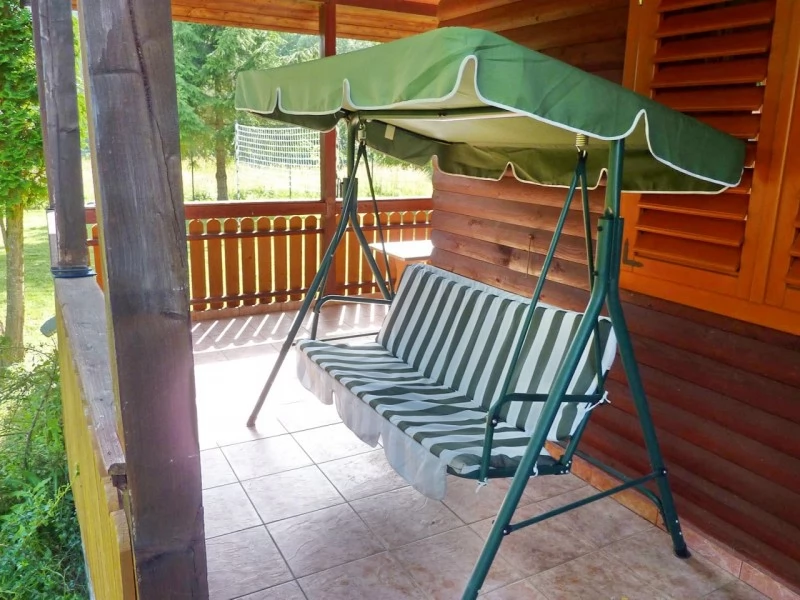 Barajul Zetea Cazare | Sat de vacanță (K0199-6) Imaginea poate fi supusă drepturilor de autor. Se recomandă contactarea titularului drepturilor.