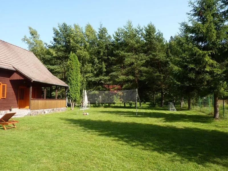 Barajul Zetea Cazare | Sat de vacanță (K0199-18) Imaginea poate fi supusă drepturilor de autor. Se recomandă contactarea titularului drepturilor.