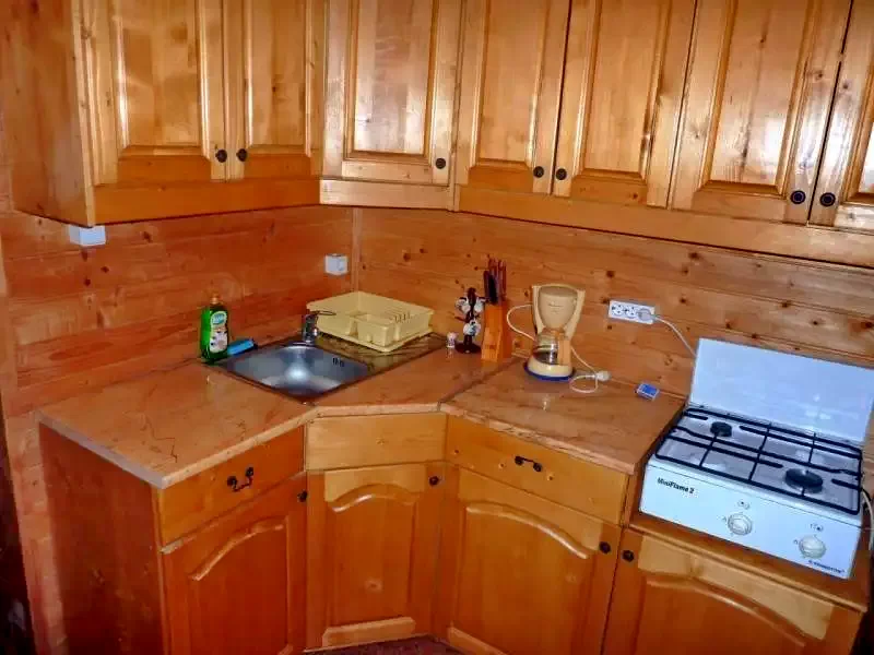 Barajul Zetea Cazare | Cabană (K0389-11) Imaginea poate fi supusă drepturilor de autor. Se recomandă contactarea titularului drepturilor. Barajul Zetea Cazare | Cabană (K0389-11) Imaginea poate fi supusă drepturilor de autor. Se recomandă contactarea titularului drepturilor.