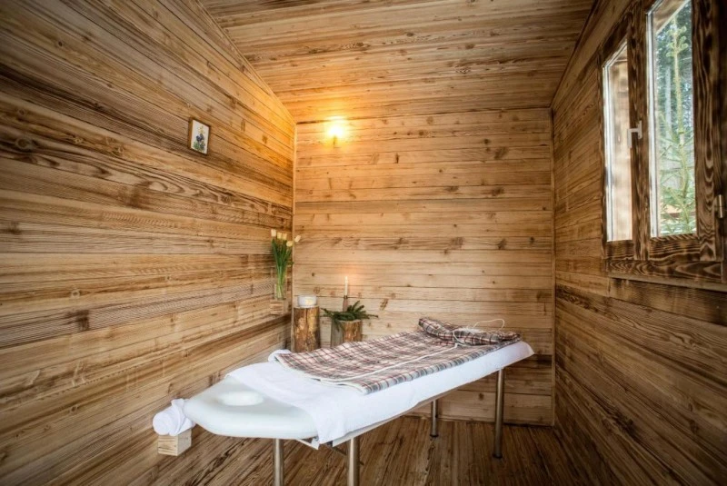 Barajul Zetea Cazare | Sat de vacanță (K0619-4) Imaginea poate fi supusă drepturilor de autor. Se recomandă contactarea titularului drepturilor.